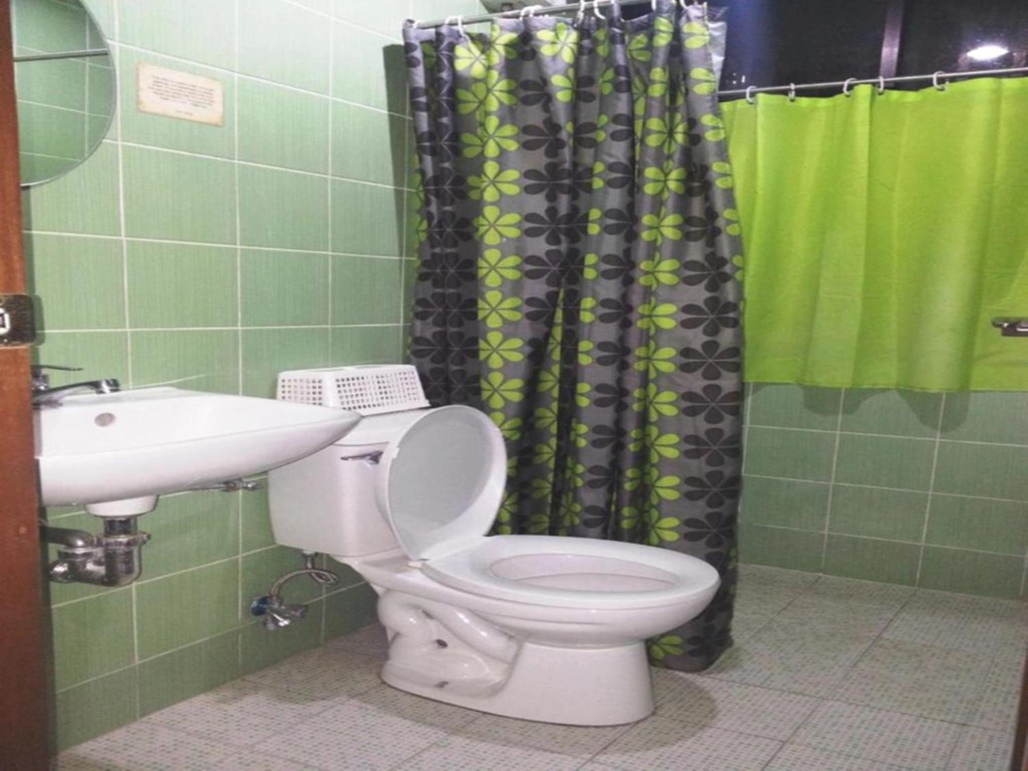 Casa Tentay Илойло Сити Екстериор снимка
